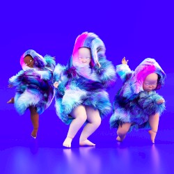 Bimbi per strada (Children)