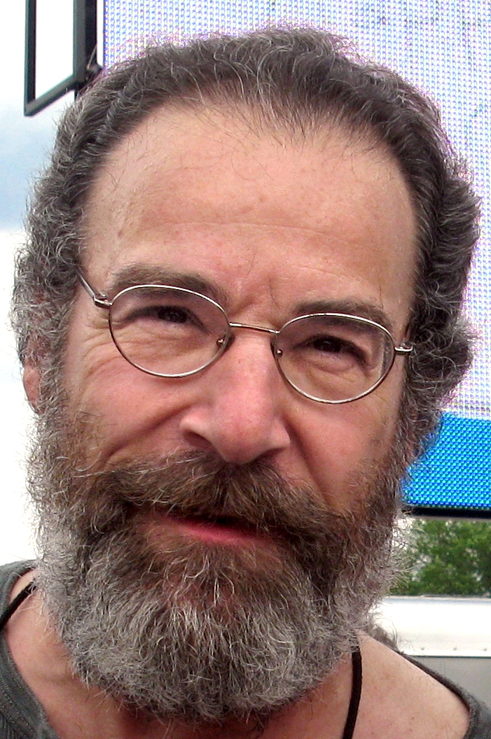 Photo of Mandy Patinkin