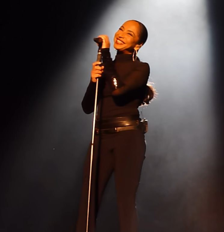 Фото: Sade Adu