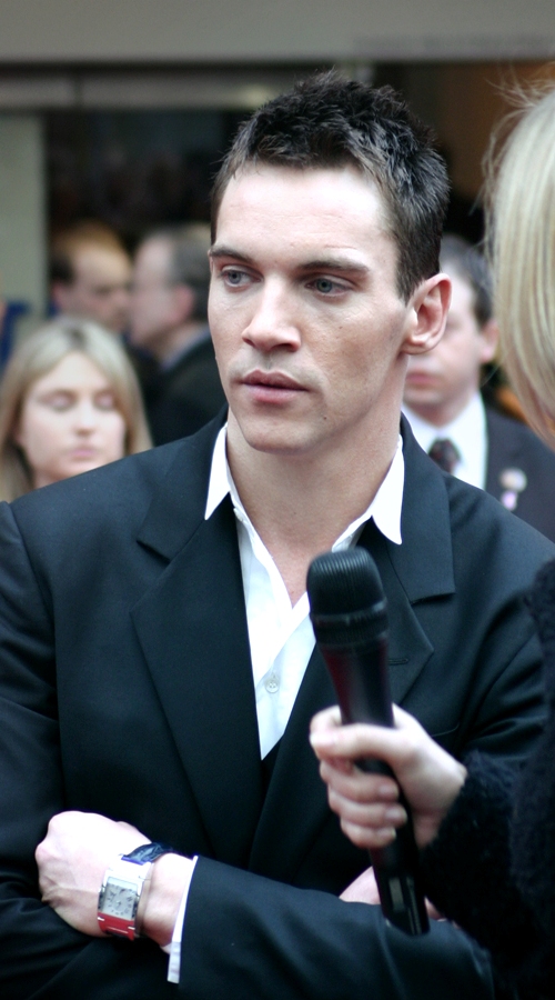 Photo of Jonathan Rhys Meyers