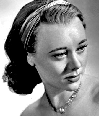 Photo of Glynis Johns