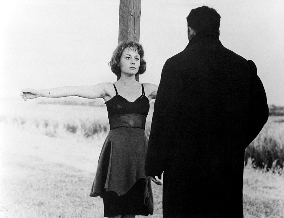 Photo of Annie Girardot